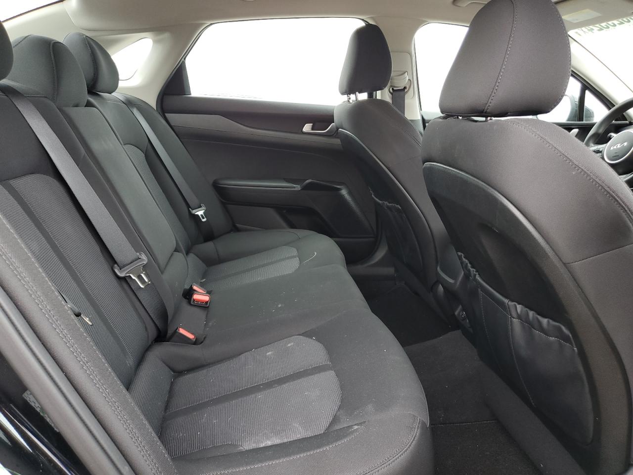 2023 Kia K5 - Image 10