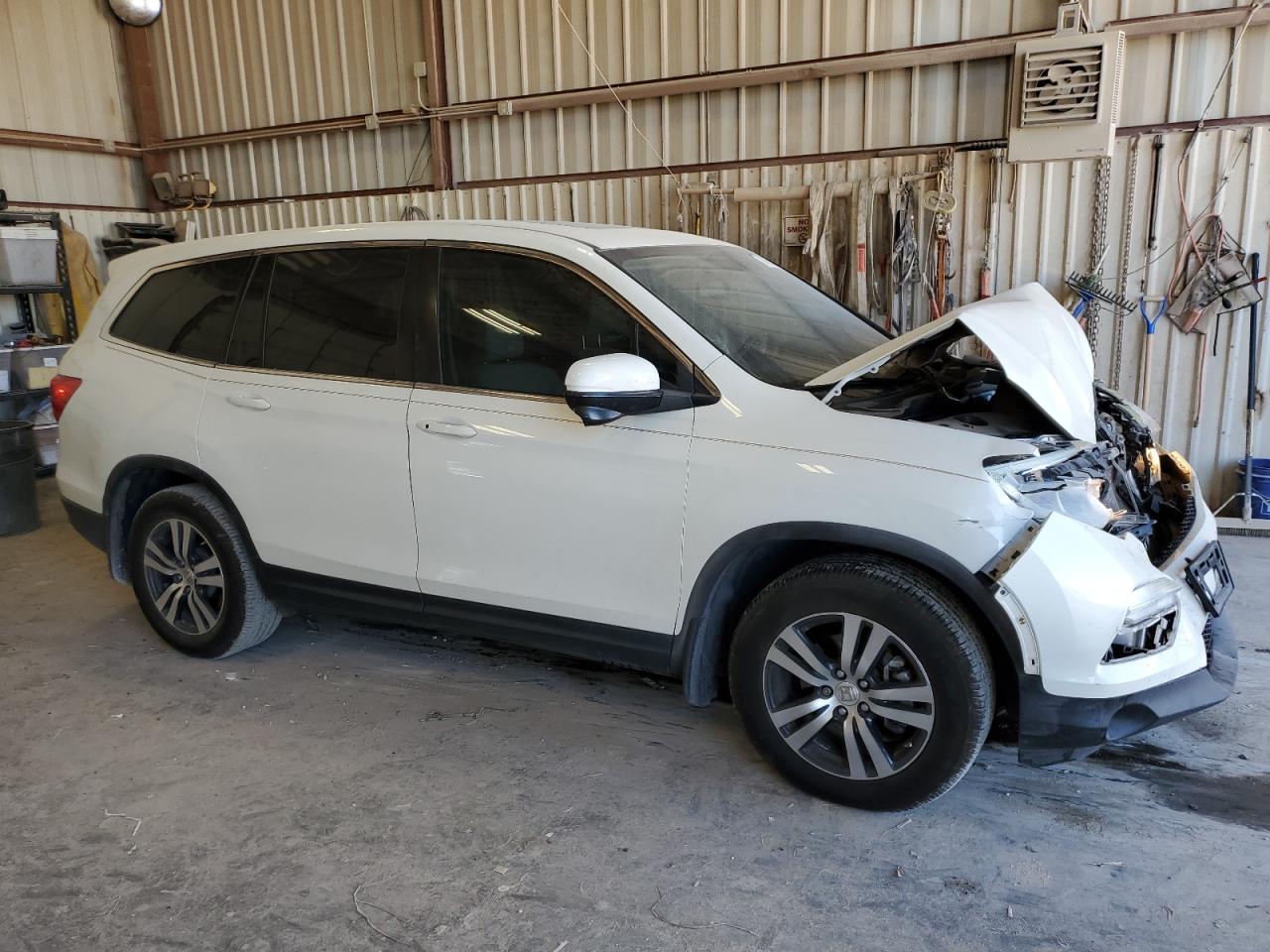 VIN 5FNYF5H59HB020405 2017 HONDA PILOT no.4