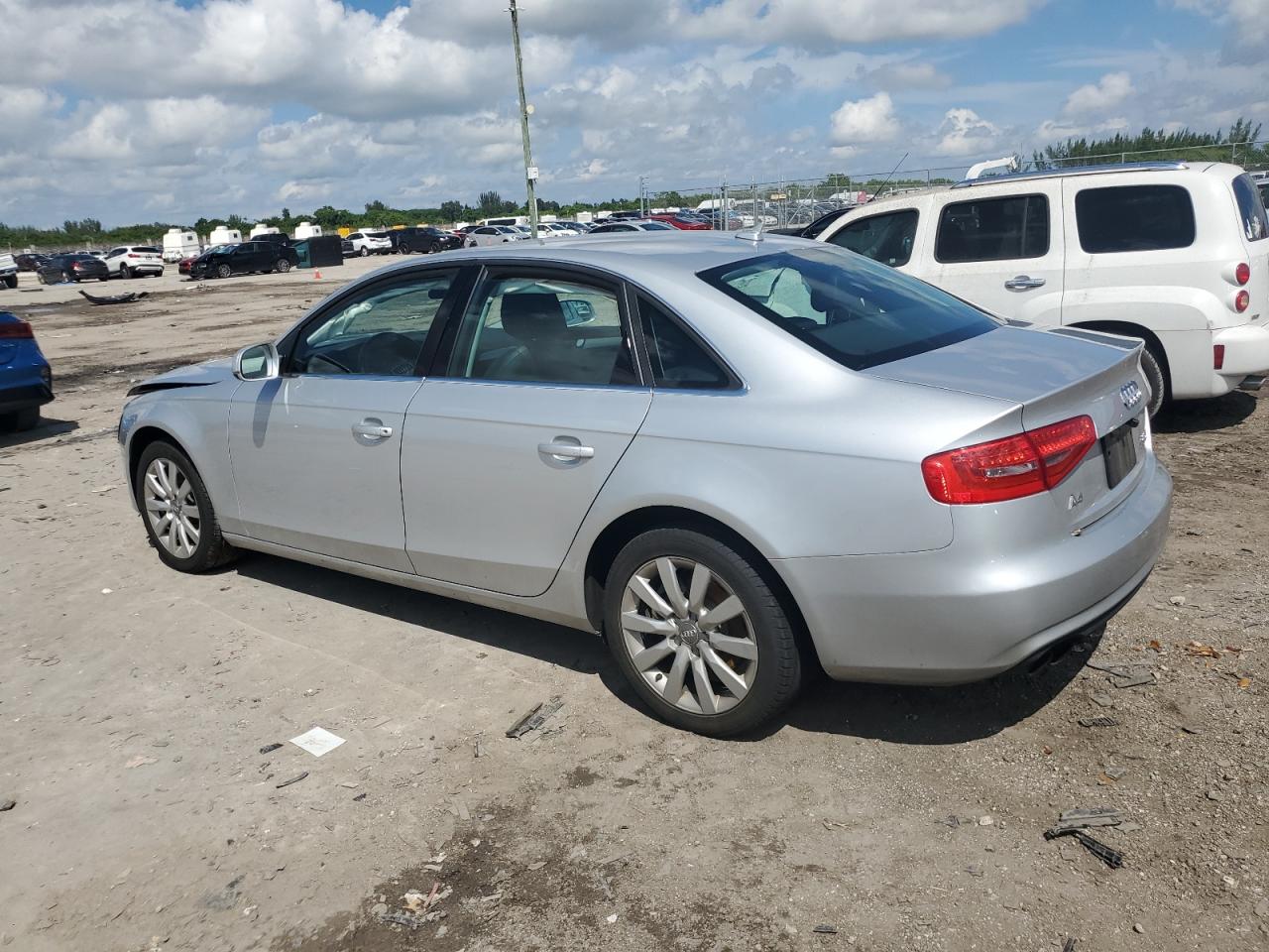 VIN WAUBFAFL8DN039309 2013 AUDI A4 no.2