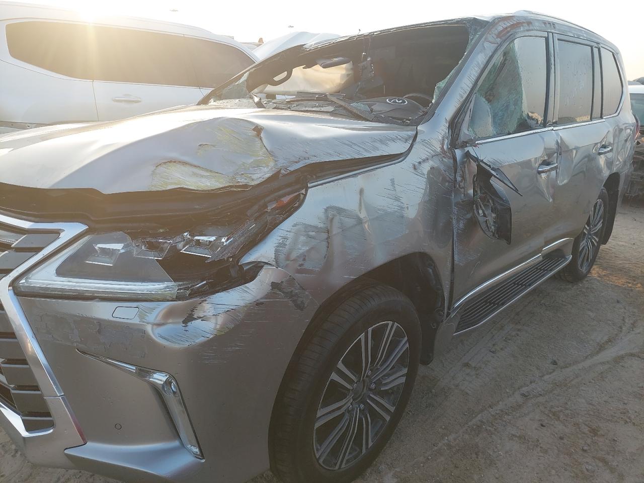 JTJHY00W5L4312048 - 2020 Lexus LX 570 - #71345894