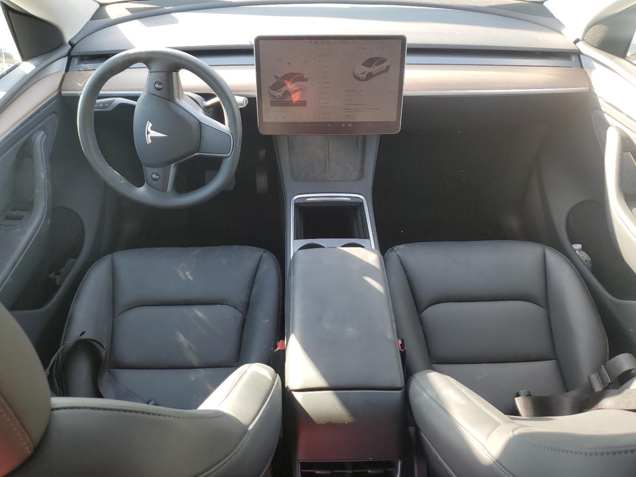 7SAYGDEEXRA251147 2024 Tesla Model Y