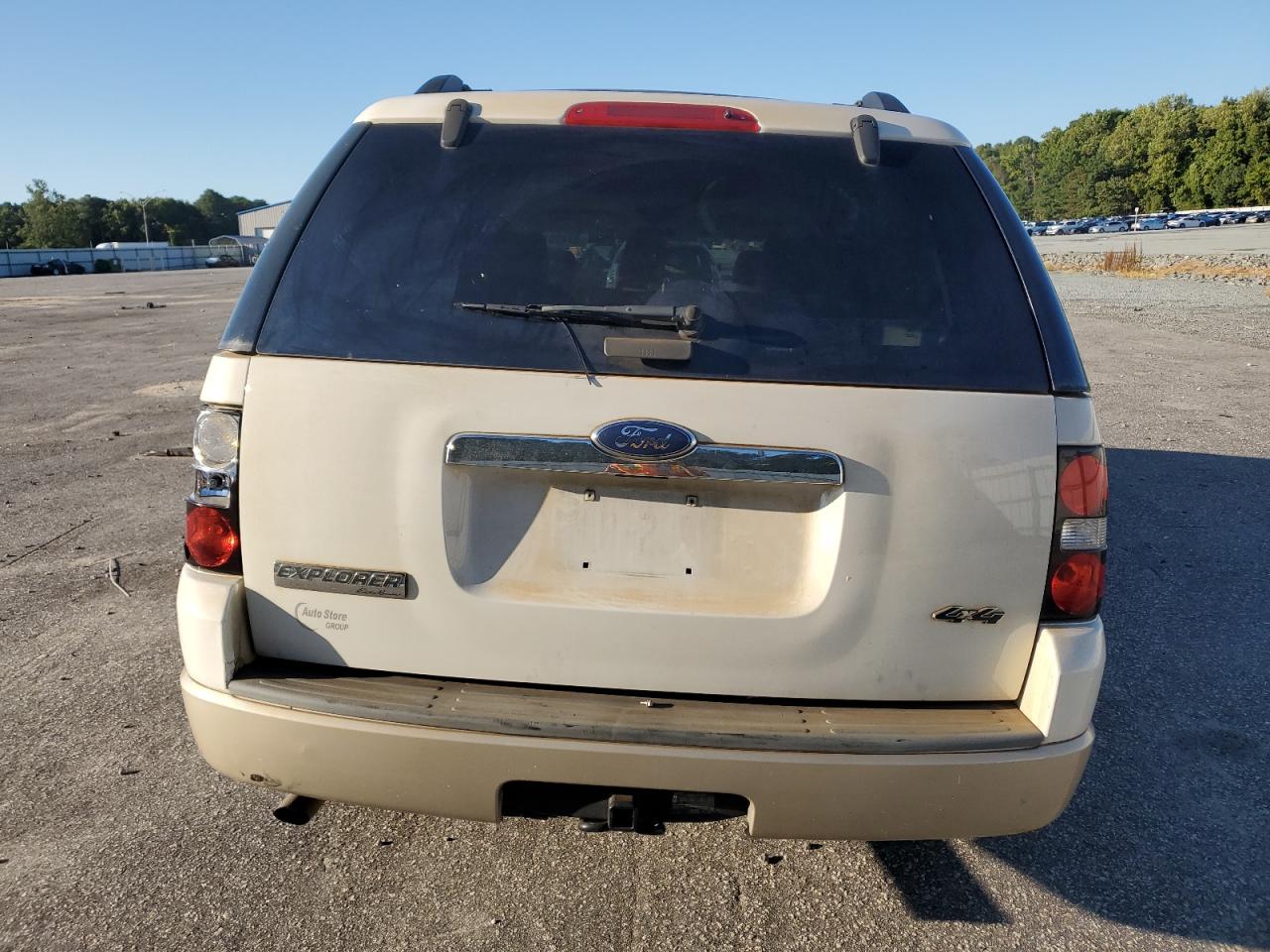 2010 Ford Explorer - Image 6