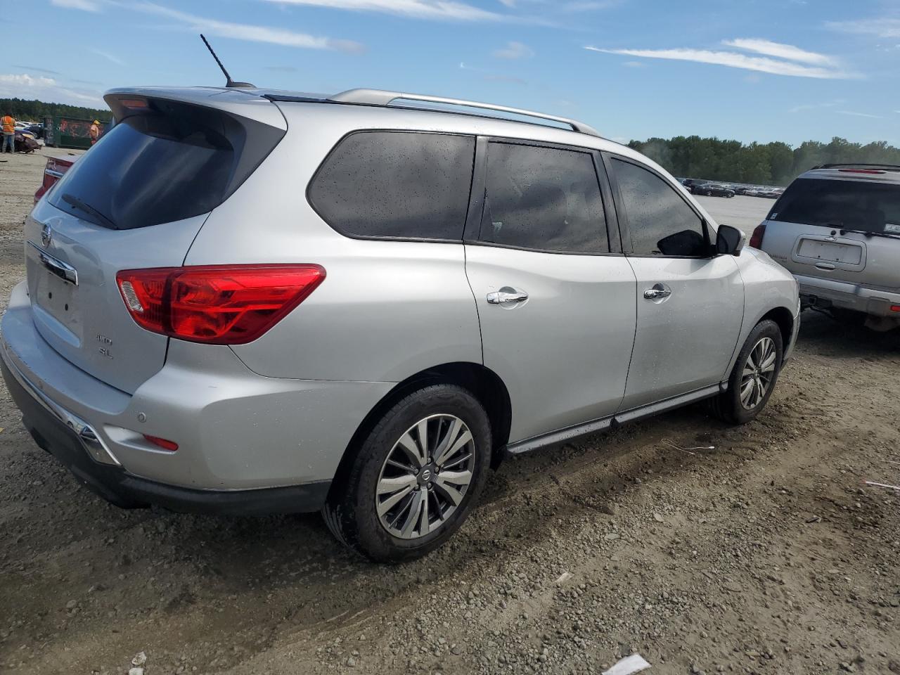 2018 Nissan Pathfinder S VIN: 5N1DR2MM9JC642082 Lot: 69669854