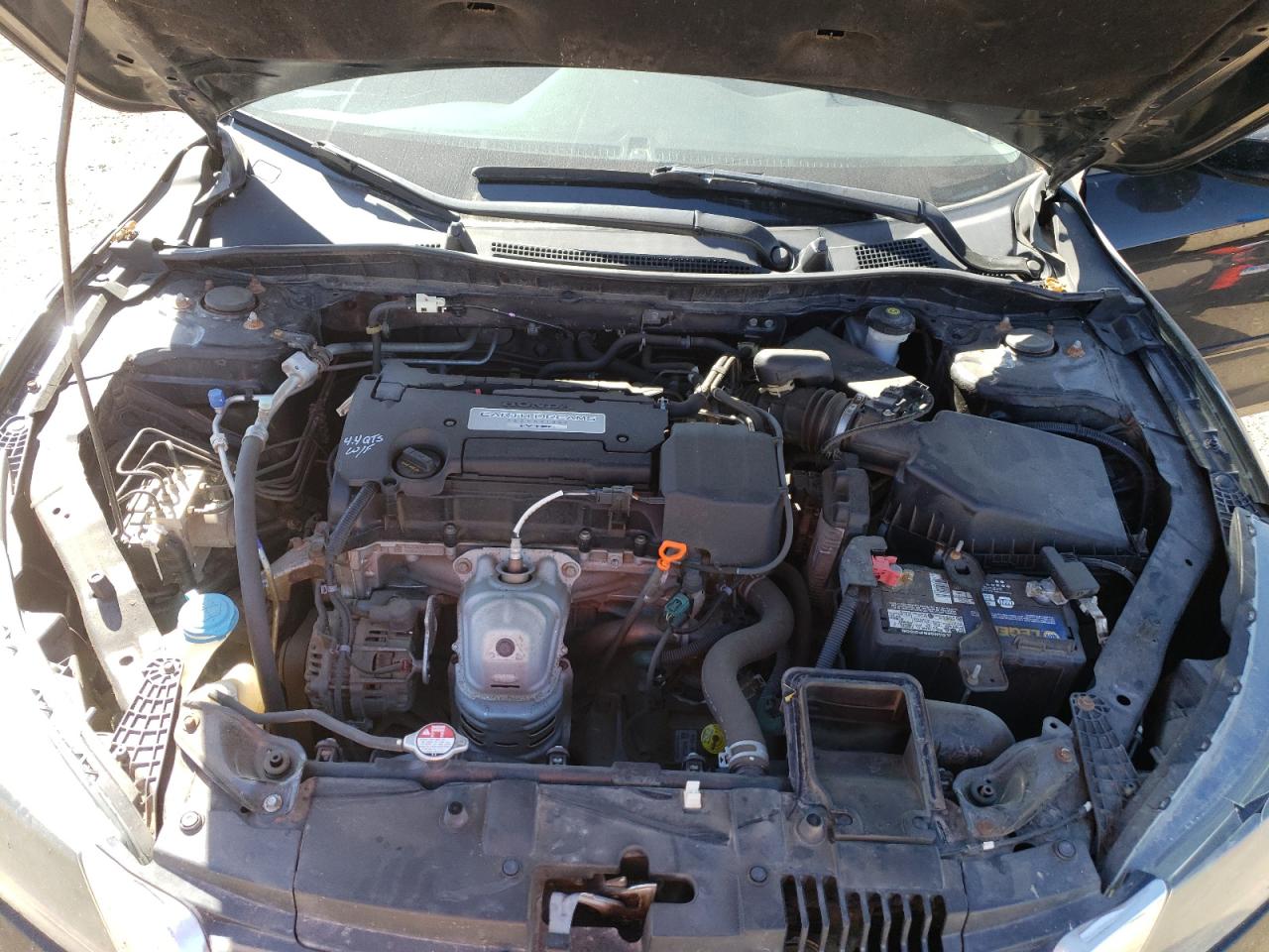 1HGCR2F3XFA053048 2015 Honda Accord Lx