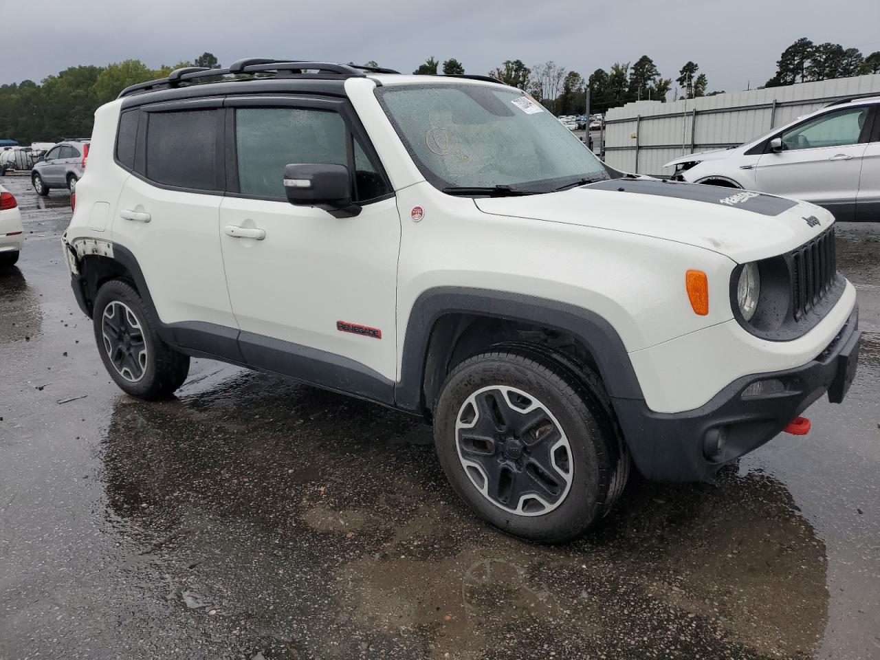 VIN ZACCJBCB5HPE47948 2017 JEEP RENEGADE no.4