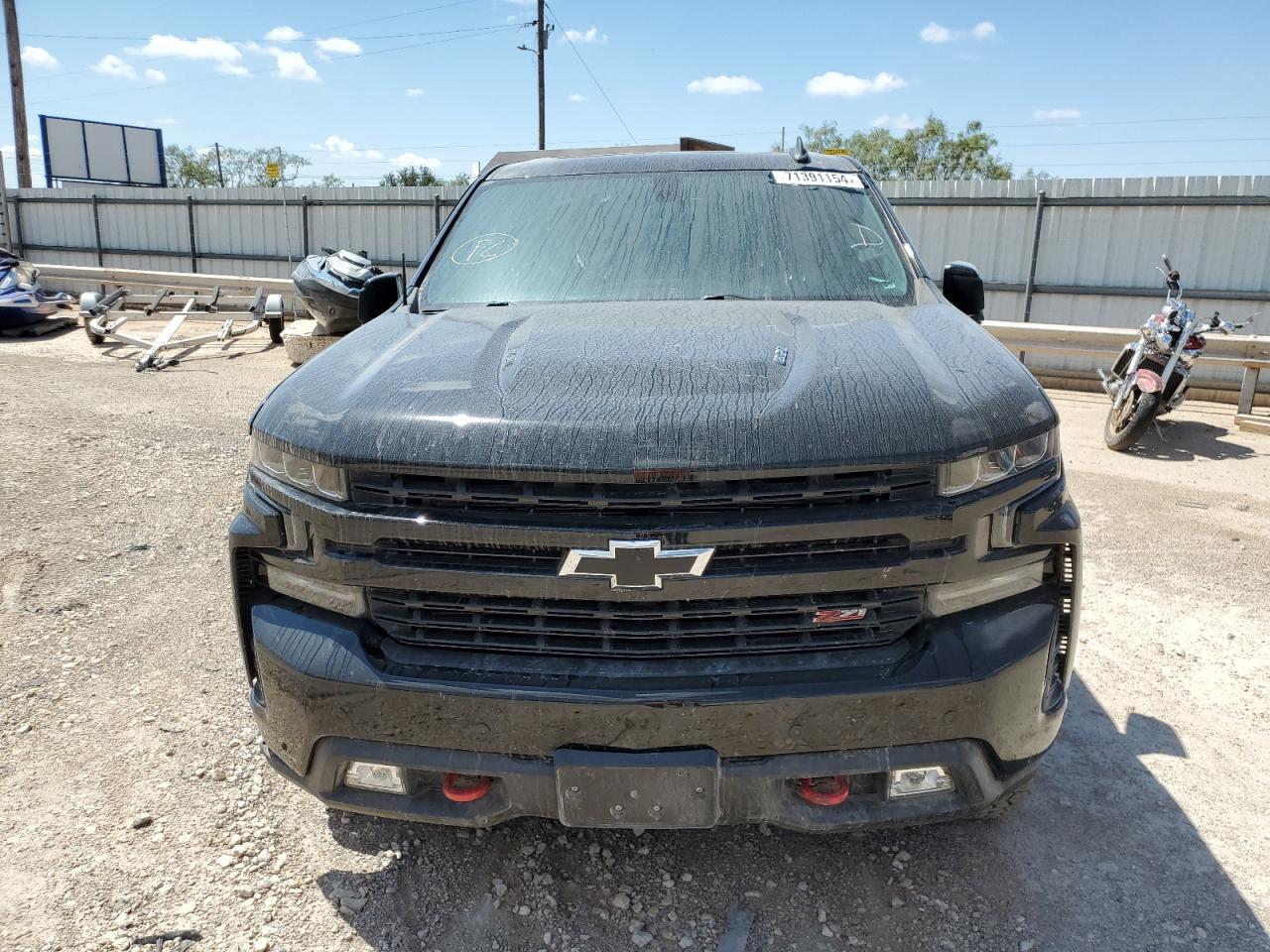 2020 Chevrolet Silverado - Image 5
