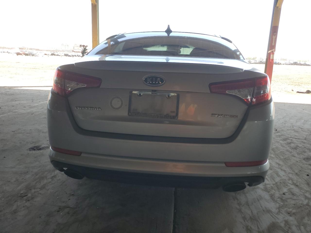 5XXGR4A6XCG021861 2012 Kia Optima Sx