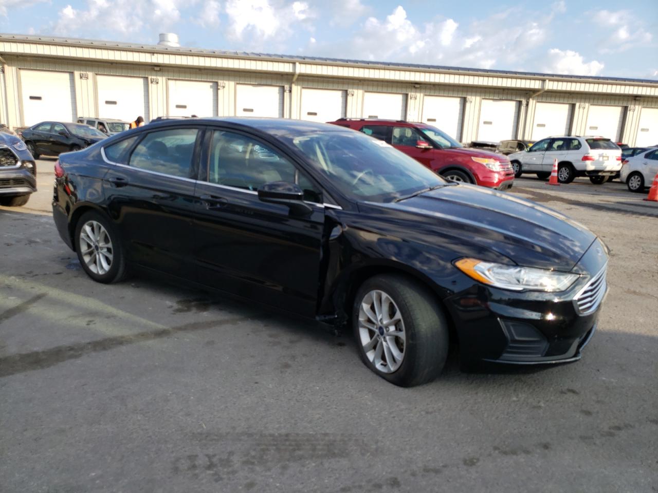 2019 Ford Fusion - Image 4