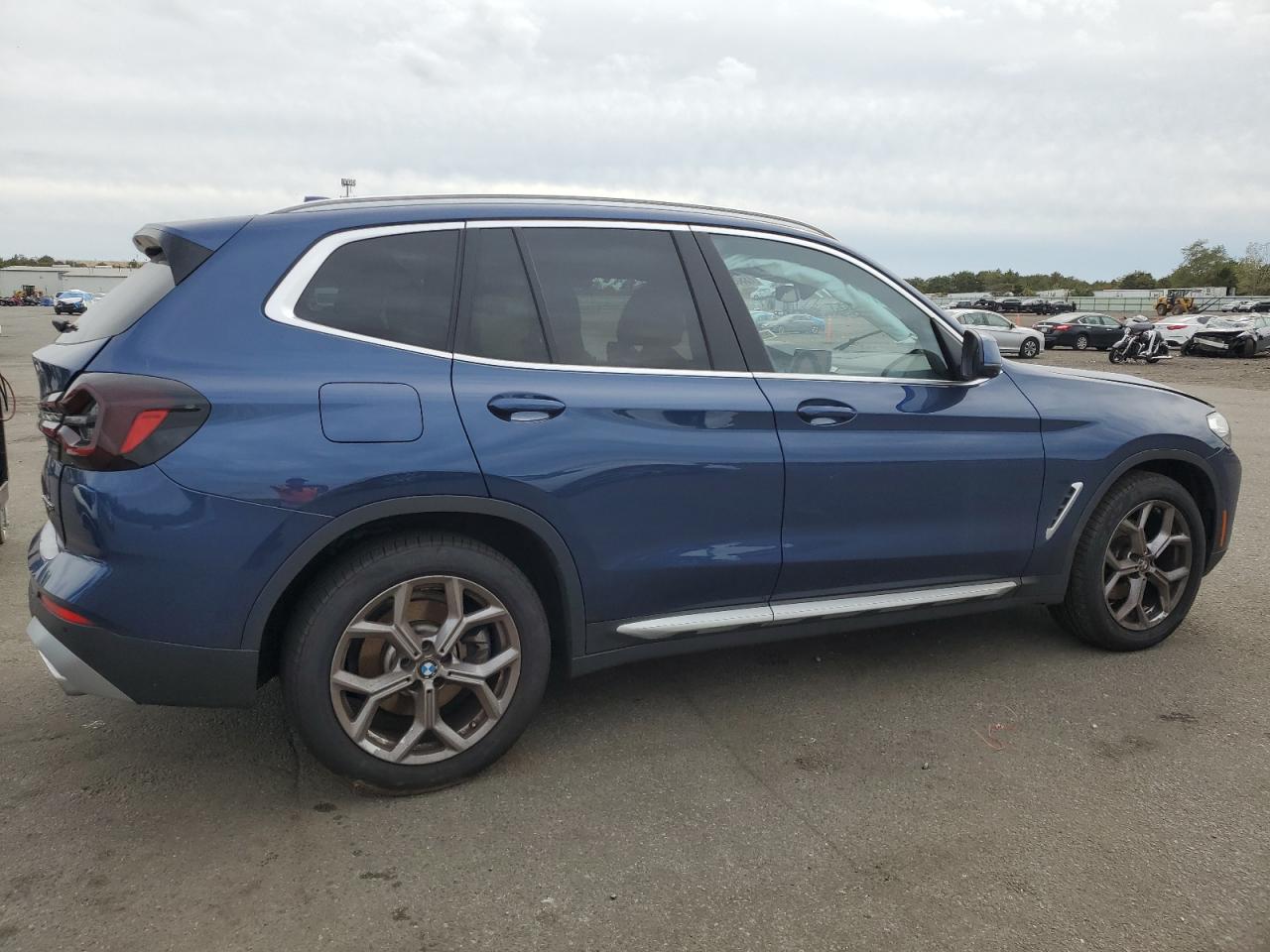 VIN WBX57DP07PN235896 2023 BMW X3 no.3