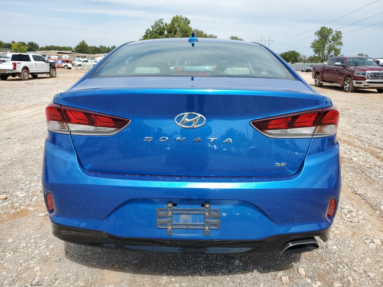 2018 Hyundai Sonata Se VIN: 5NPE24AF7JH692420 Lot: 73000204