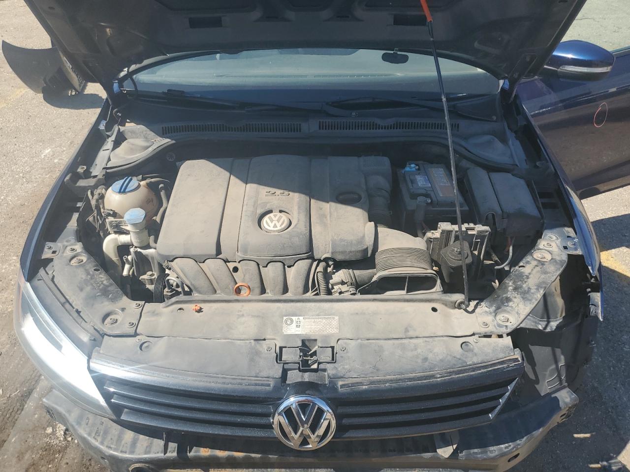 3VWDX7AJ3BM087595 2011 Volkswagen Jetta Se