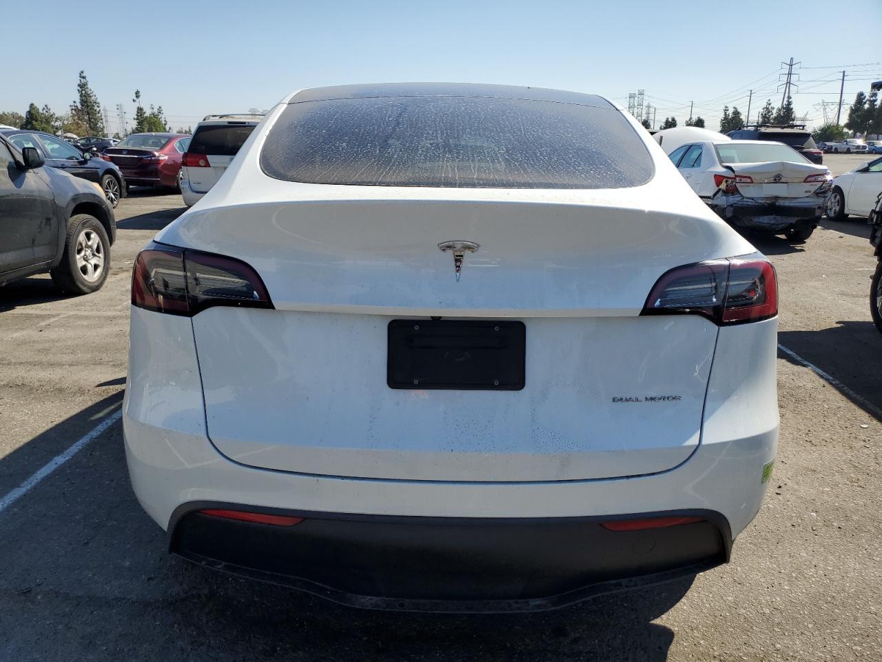 7SAYGAEE6PF601422 2023 Tesla Model Y