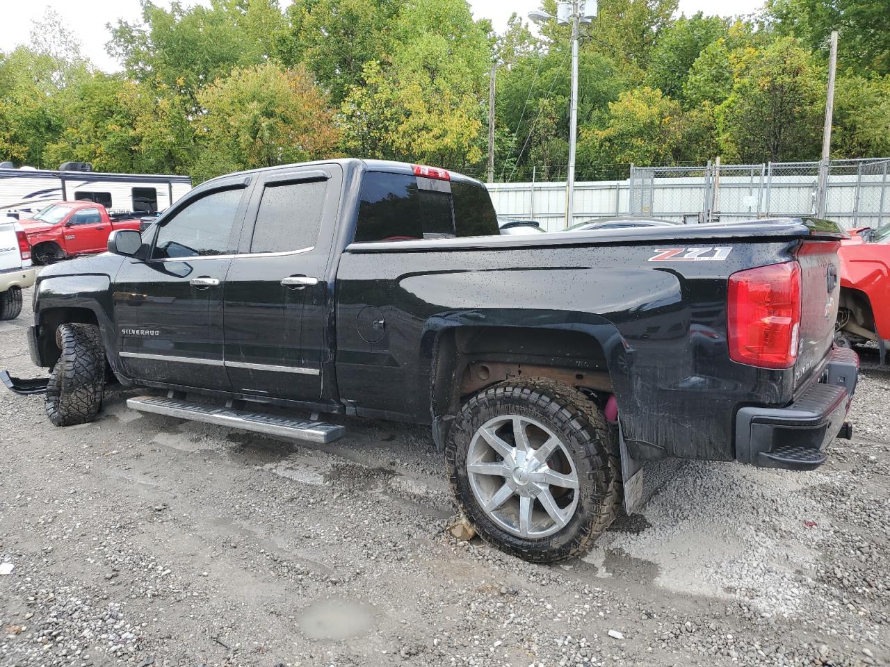 2016 Chevrolet Silverado - Image 2