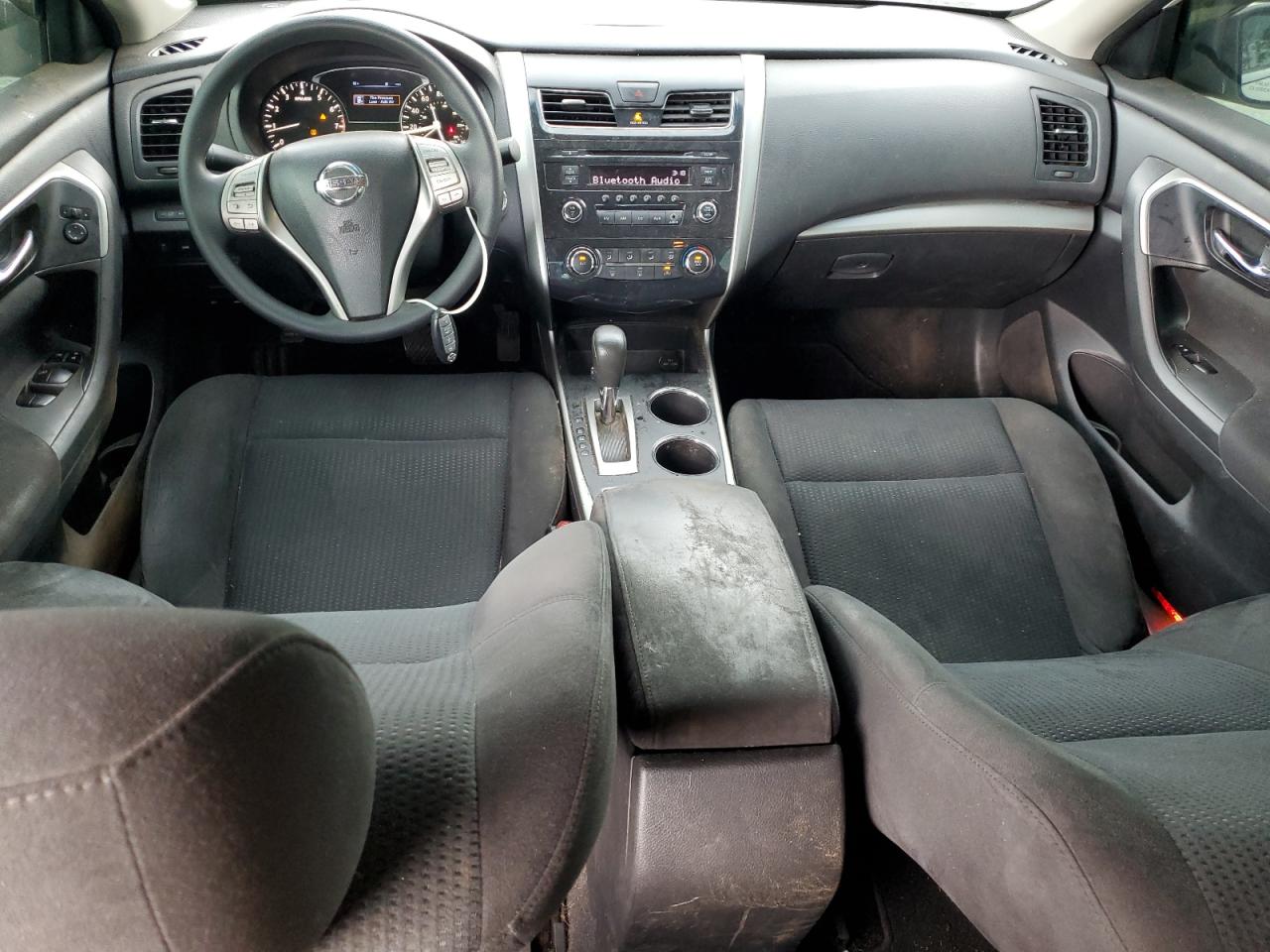 2015 Nissan Altima - Image 8