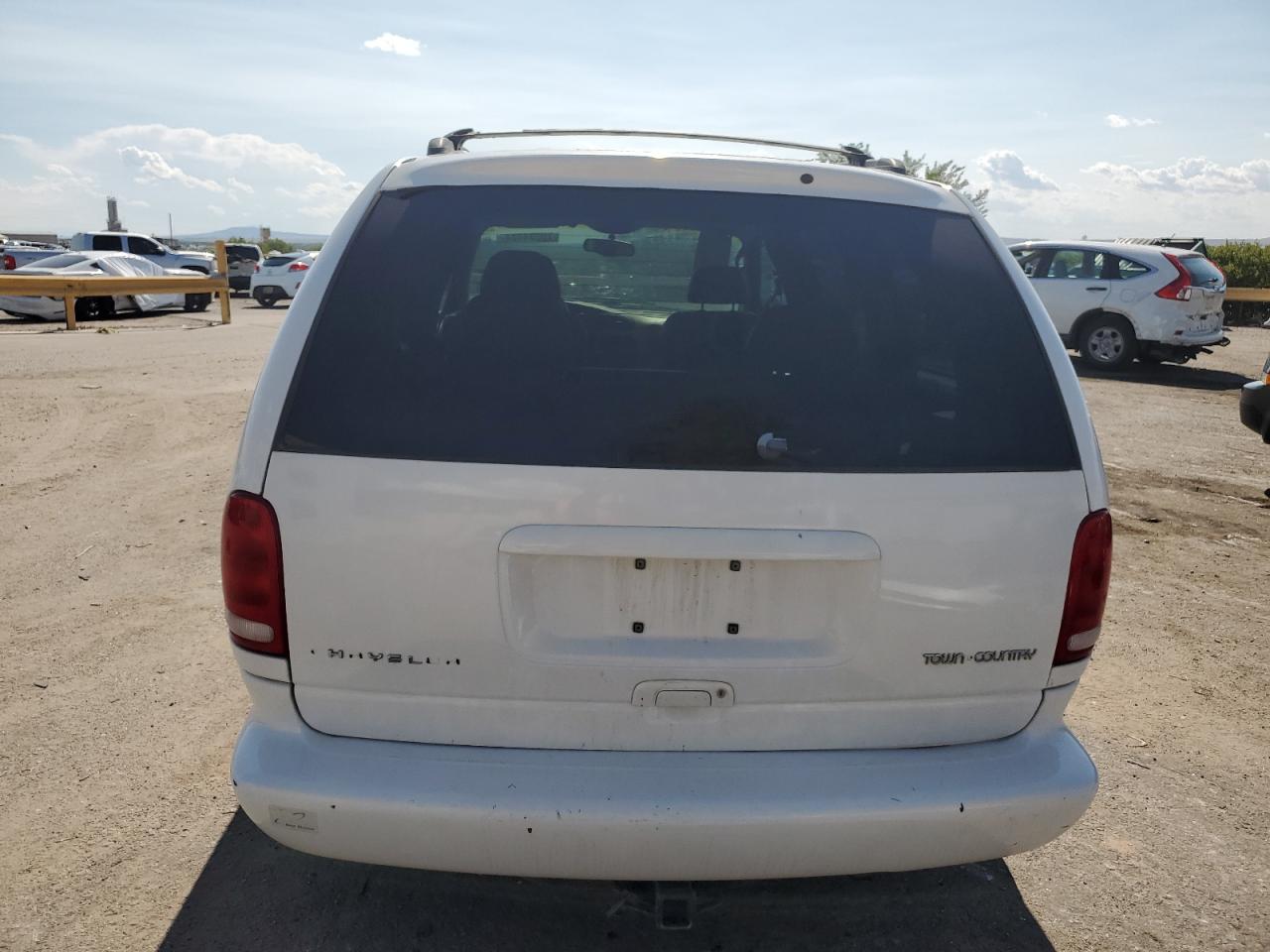 1C4GP64L2WB637437 1998 Chrysler Town & Country Lxi