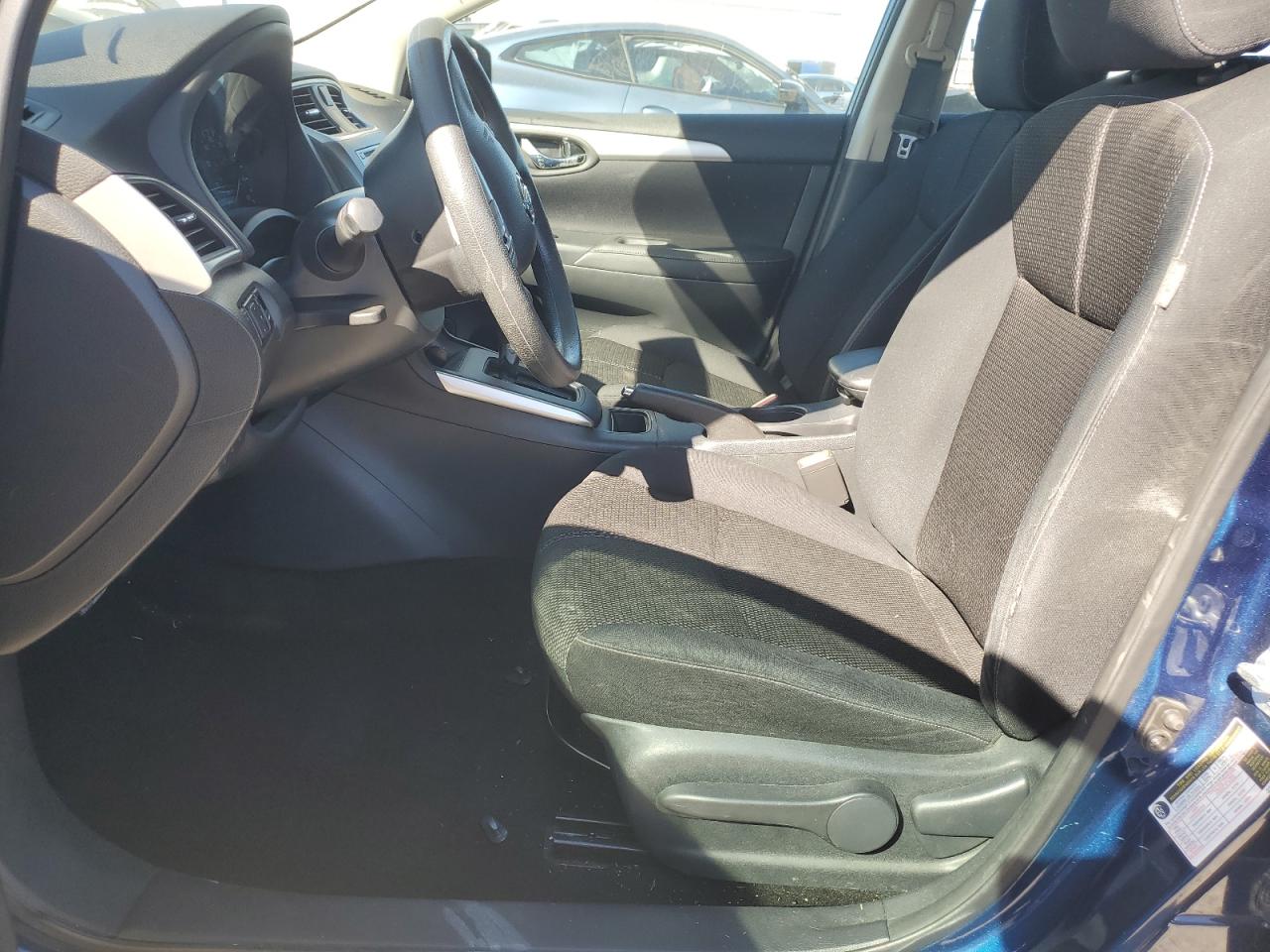 2016 Nissan Sentra - Image 7