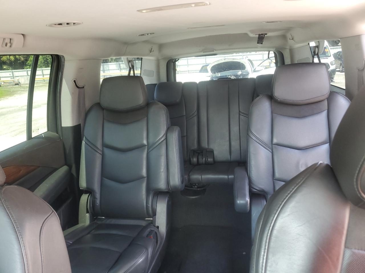 1GYS4GKJ5HR202958 2017 Cadillac Escalade Esv