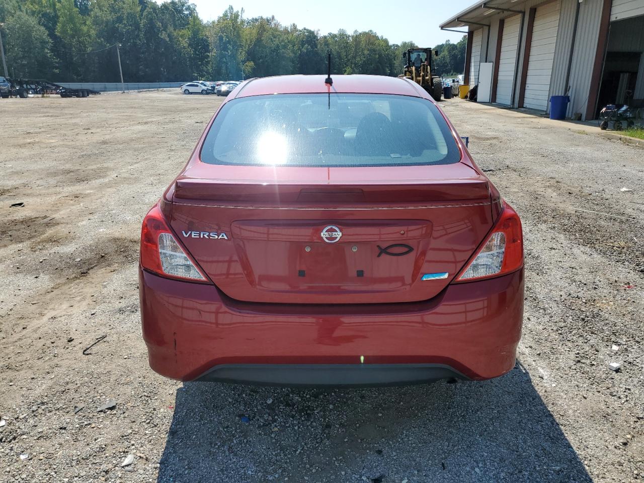 2015 Nissan Versa S VIN: 3N1CN7APXFL883526 Lot: 72646094