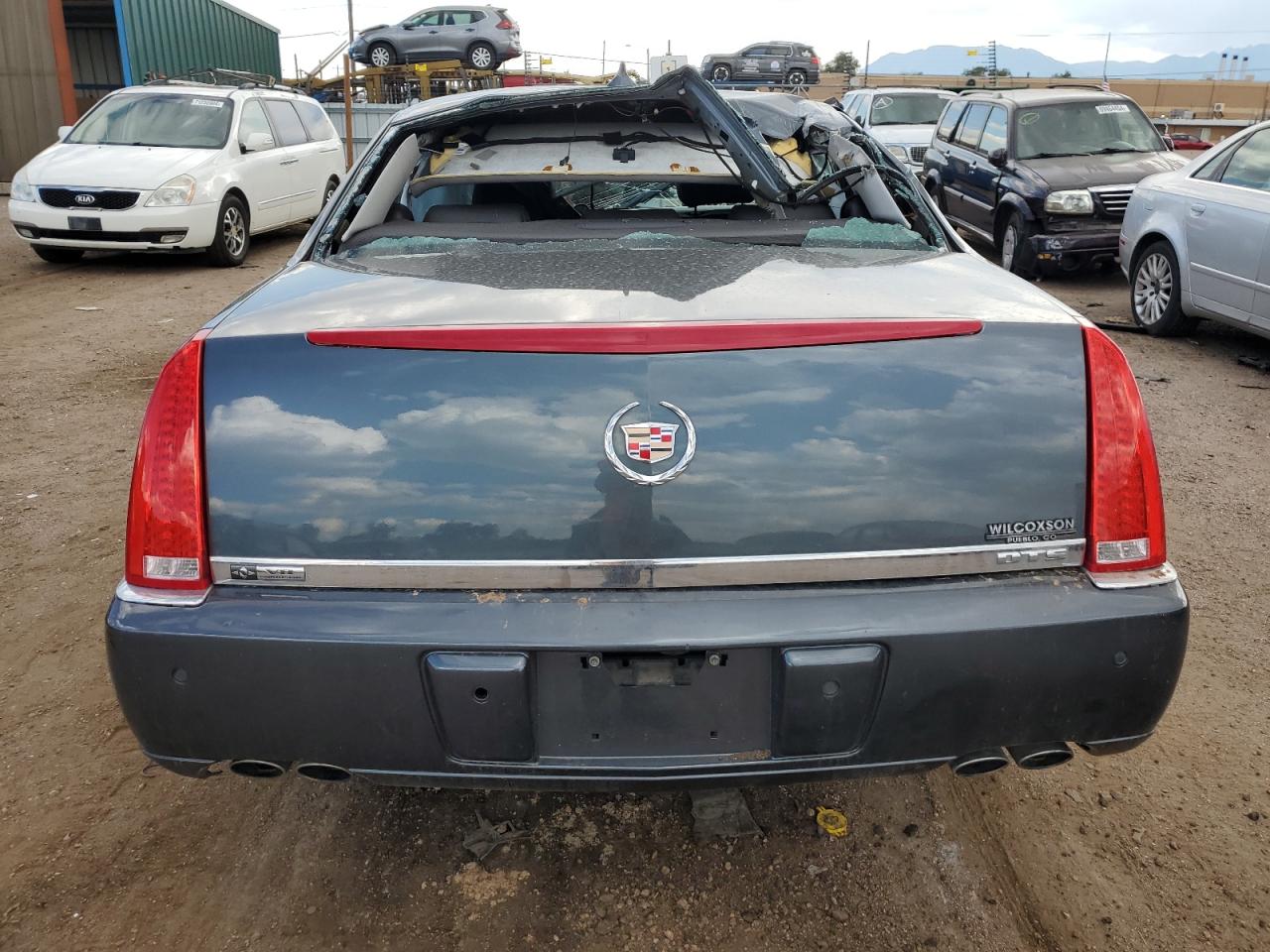 2011 Cadillac Dts Premium Collection VIN: 1G6KH5E61BU118679 Lot: 70821404