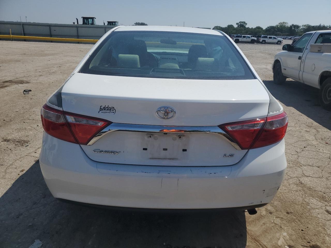 4T4BF1FK8FR457213 2015 Toyota Camry Le