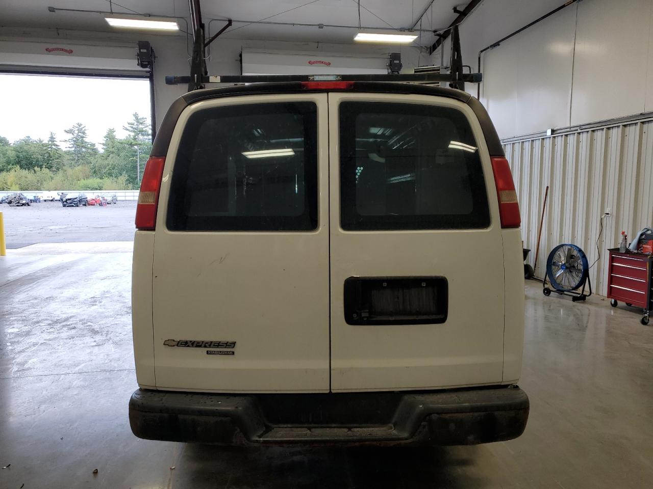 2014 Chevrolet Express G3500 VIN: 1GCZGTCG2E1126570 Lot: 71258644
