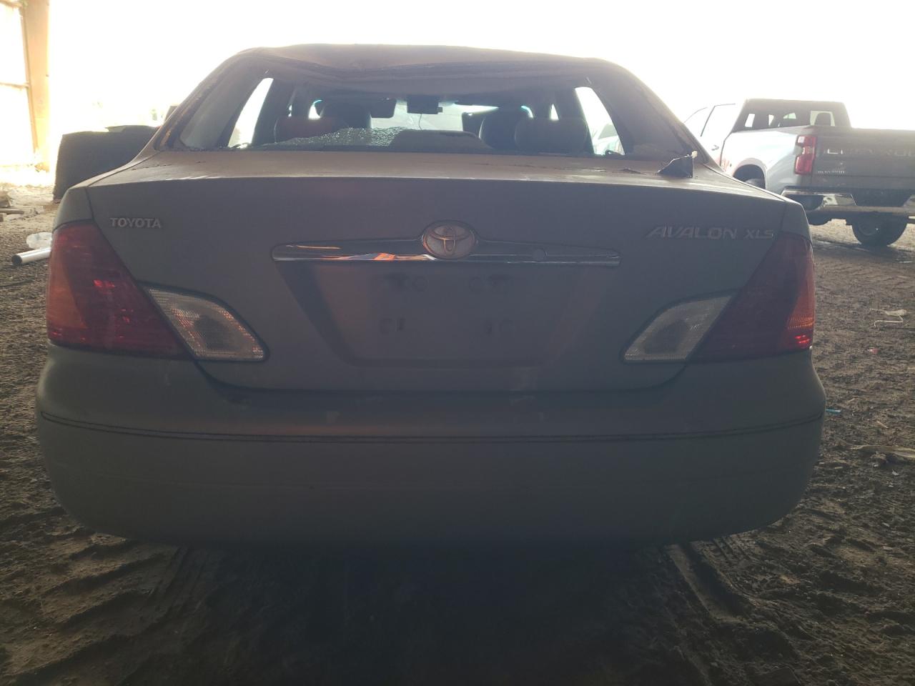 4T1BF28B5YU087001 2000 Toyota Avalon Xl