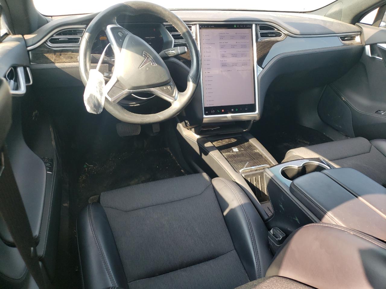 5YJSA1E23JF252561 2018 Tesla Model S