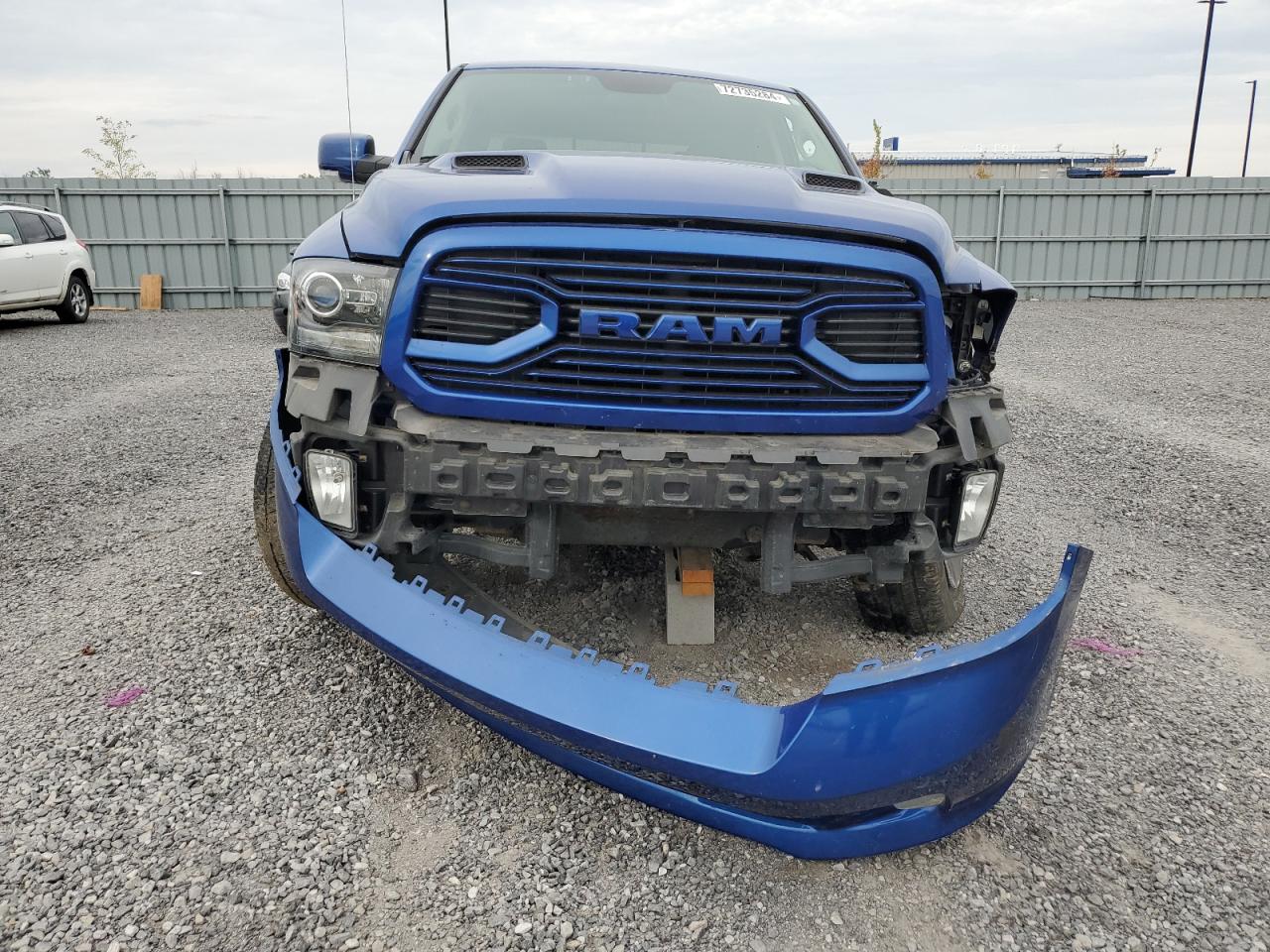 1C6RR7UT6JS174548 2018 Ram 1500 Sport