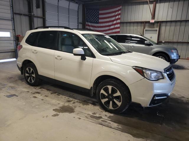  SUBARU FORESTER 2018 Білий