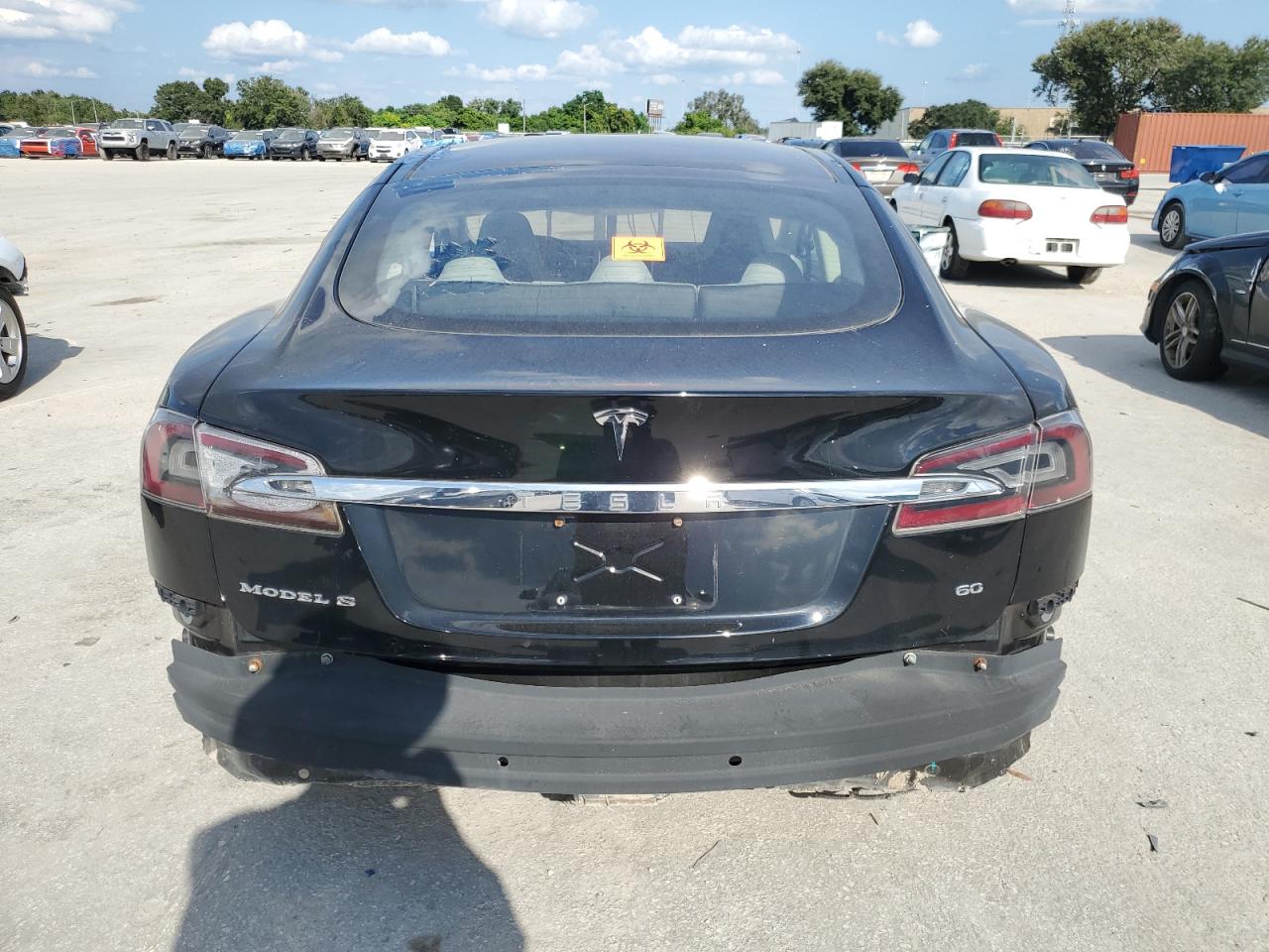 2013 Tesla Model S VIN: 5YJSA1AG3DFP08290 Lot: 72153474