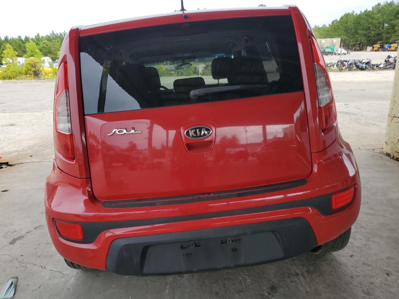 2012 Kia Soul + VIN: KNDJT2A62C7403998 Lot: 70186424