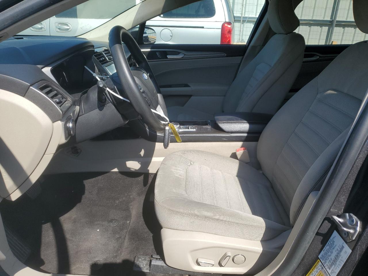 2018 Ford Fusion Se VIN: 3FA6P0HD3JR197962 Lot: 70526174