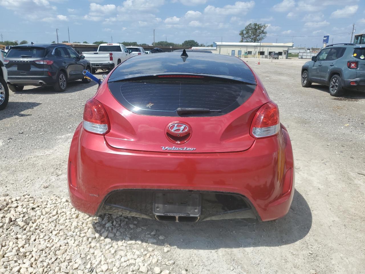 2017 Hyundai Veloster VIN: KMHTC6AD4HU320639 Lot: 71545374