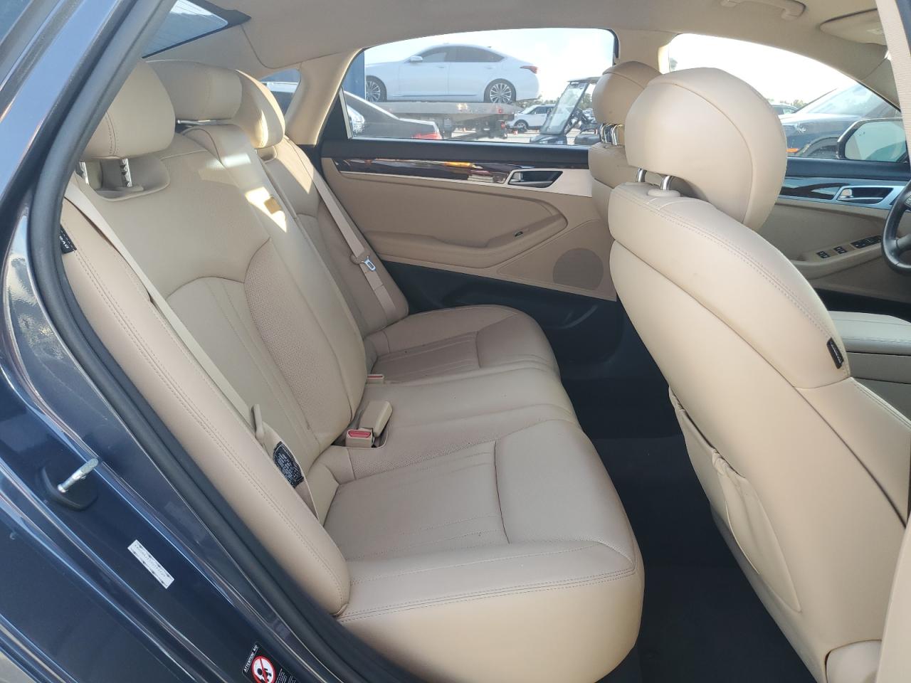 KMHGN4JE5HU199709 2017 Genesis G80 Base