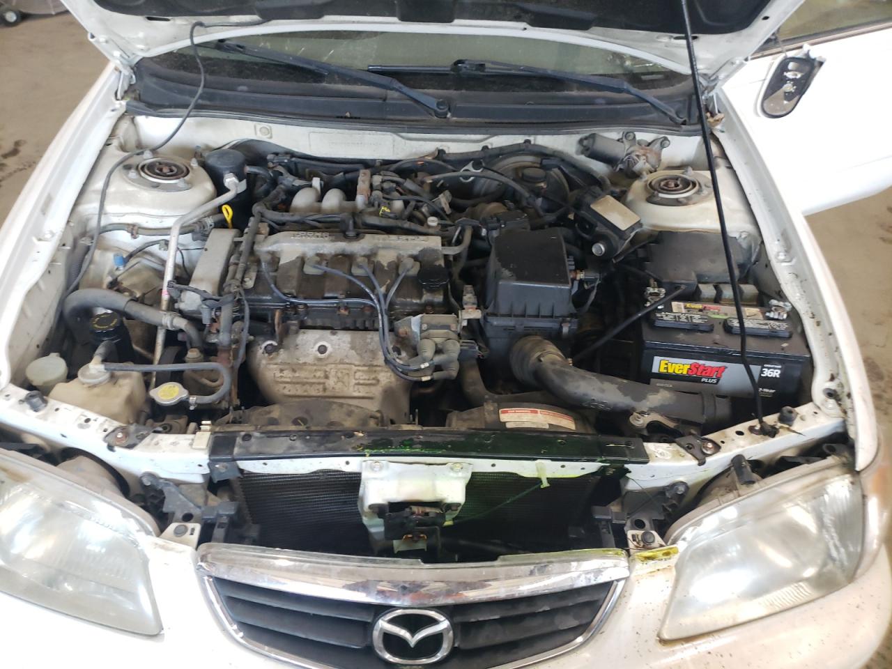 1YVGF22C125283587 2002 Mazda 626 Lx