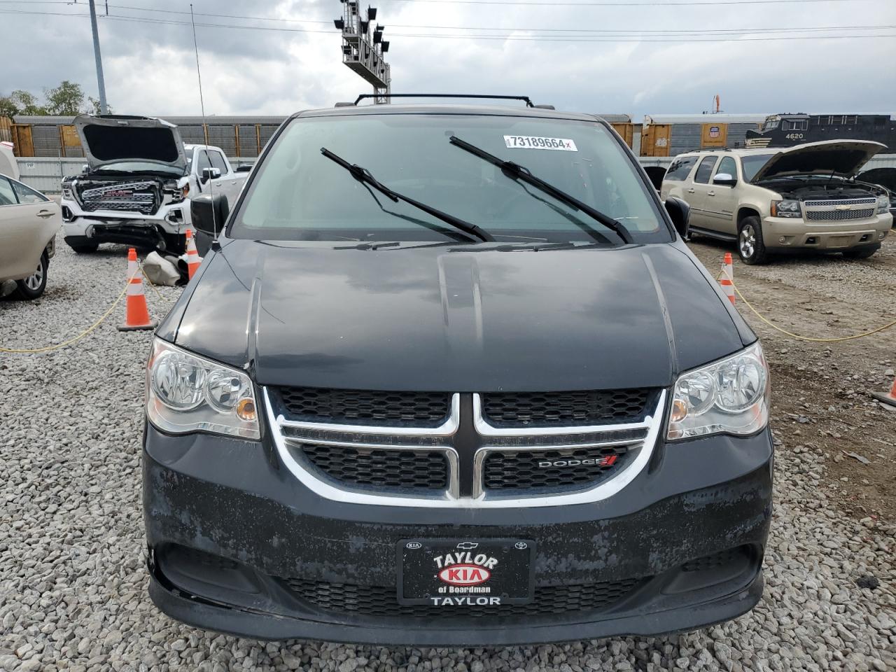 VIN 2C4RDGCG6GR395864 2016 DODGE CARAVAN no.5