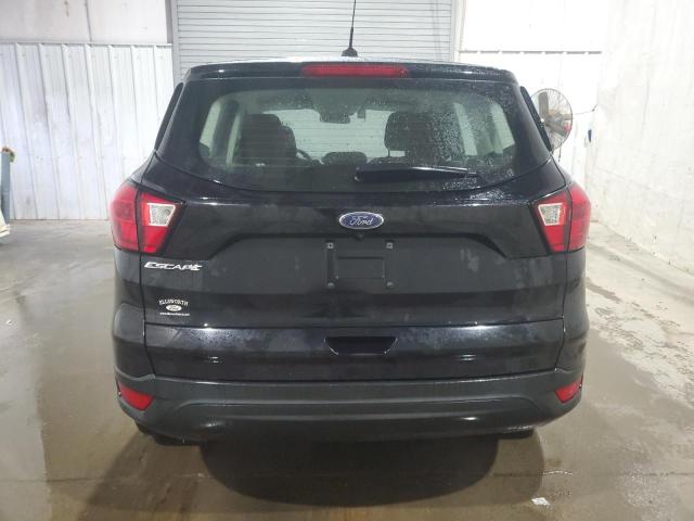  FORD ESCAPE 2019 Czarny