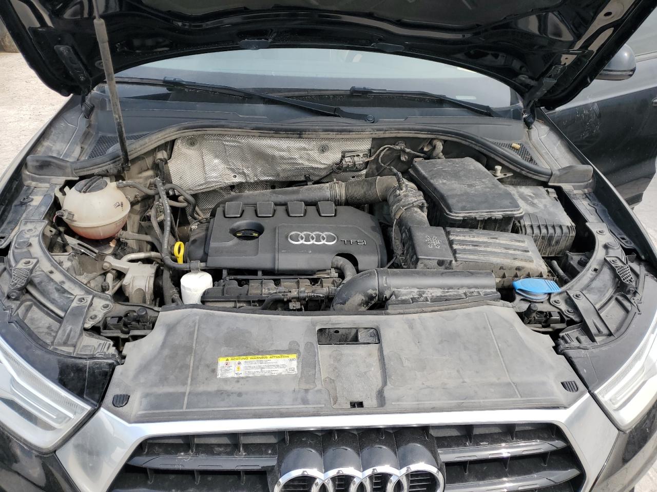 WA1ECCFS7HR013840 2017 Audi Q3 Premium