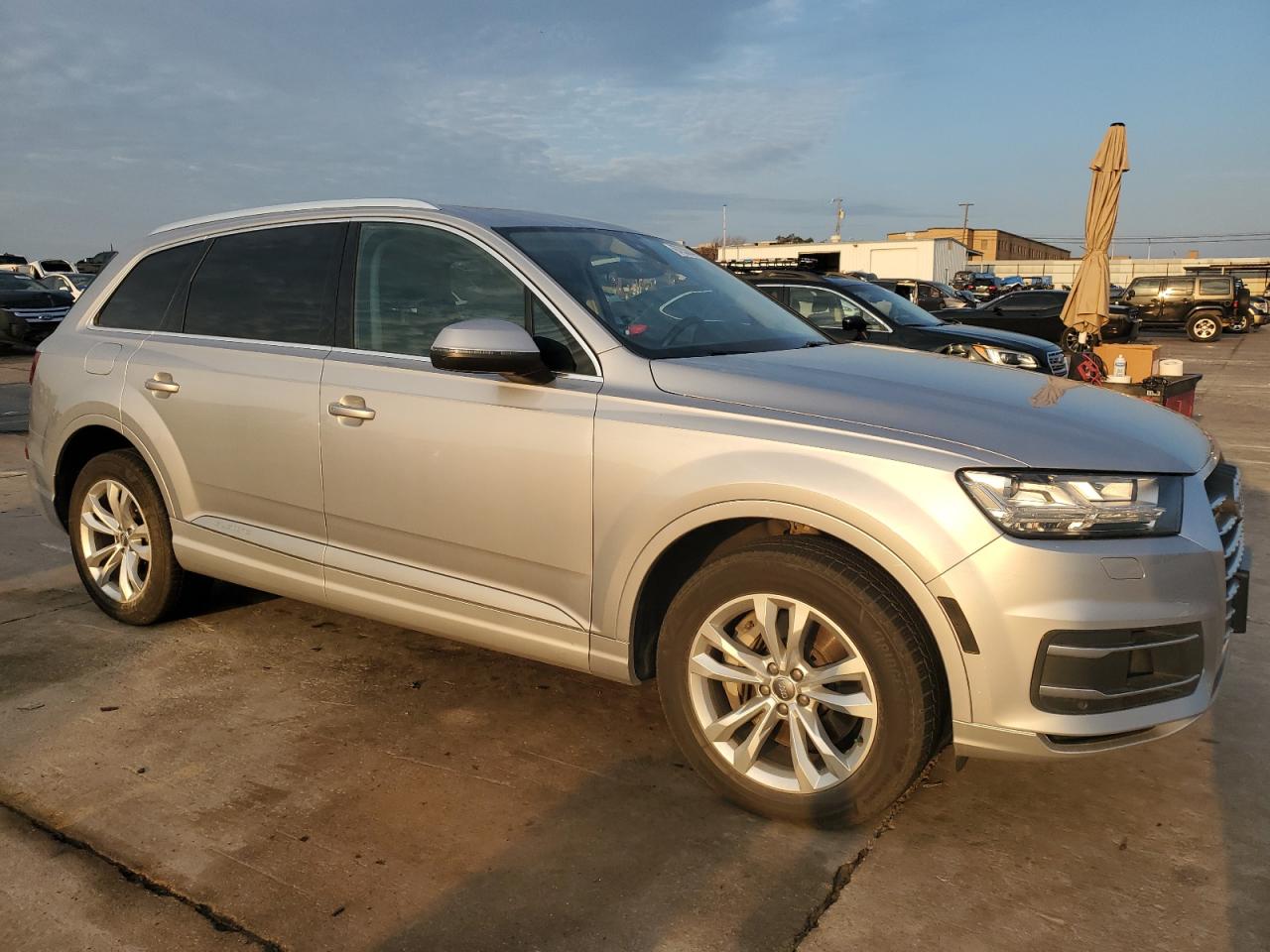 WA1LAAF74KD044433 2019 Audi Q7 Premium Plus