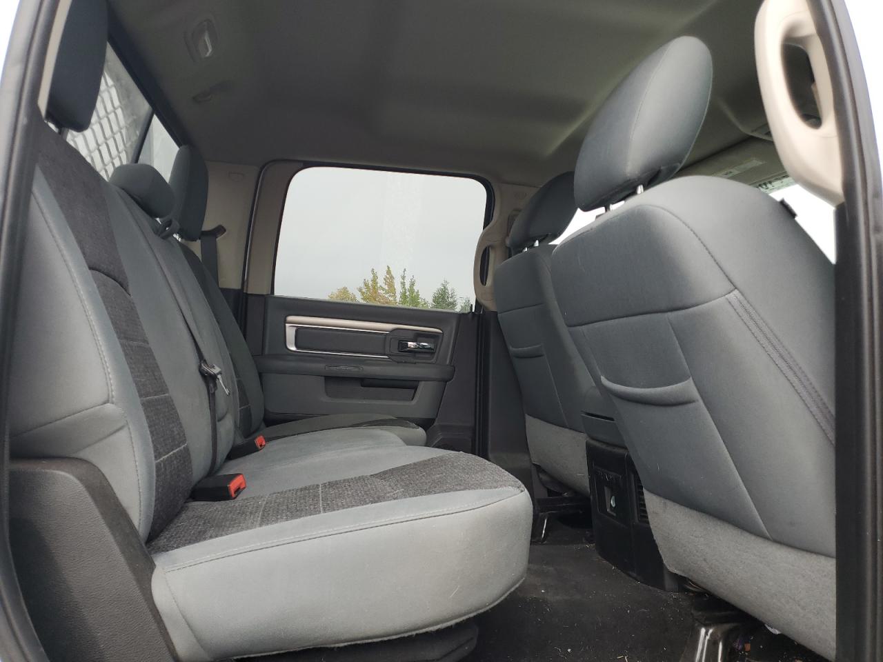2018 RAM 1500 - Image 10