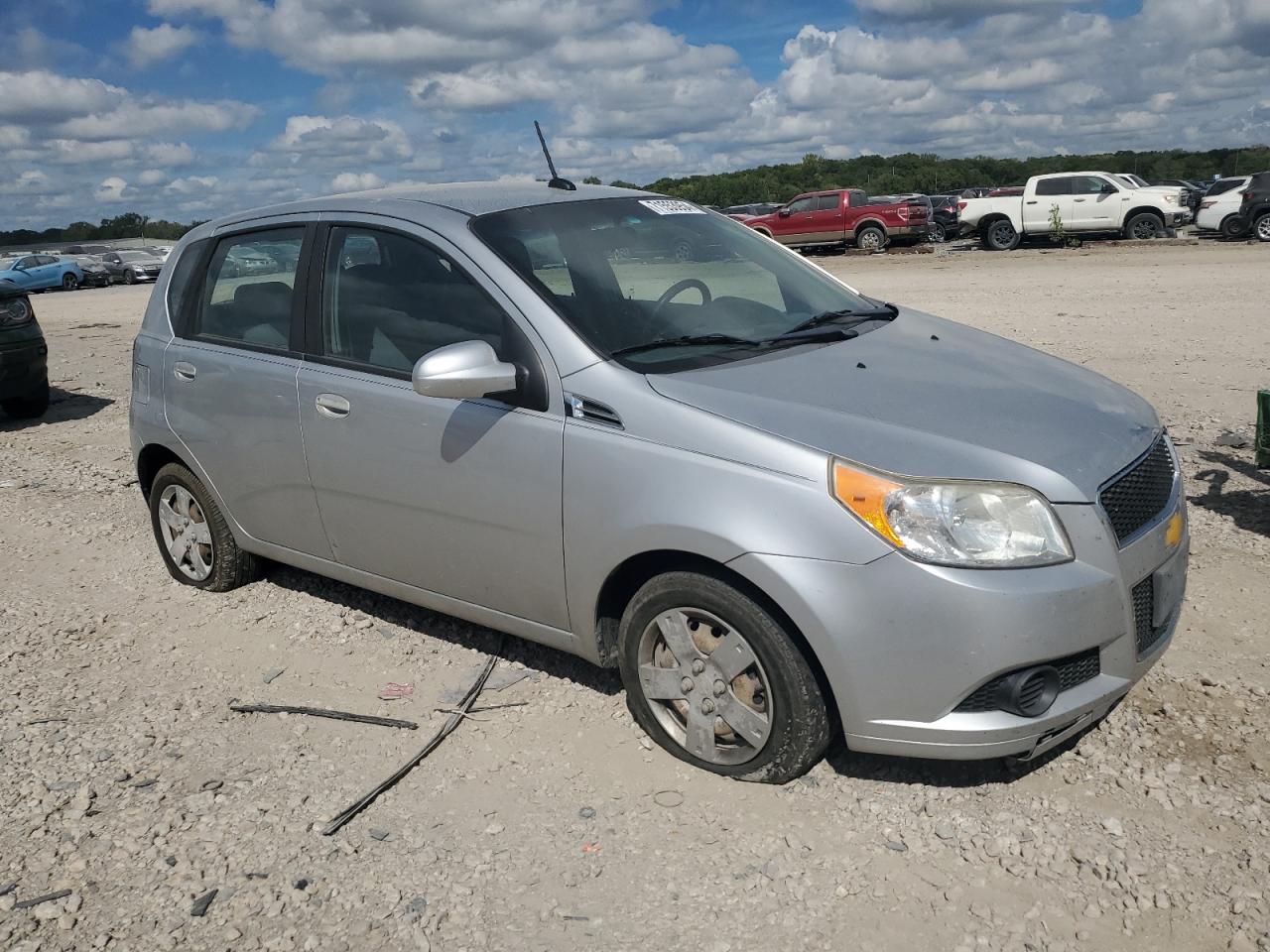 2011 Chevrolet Aveo - Image 4