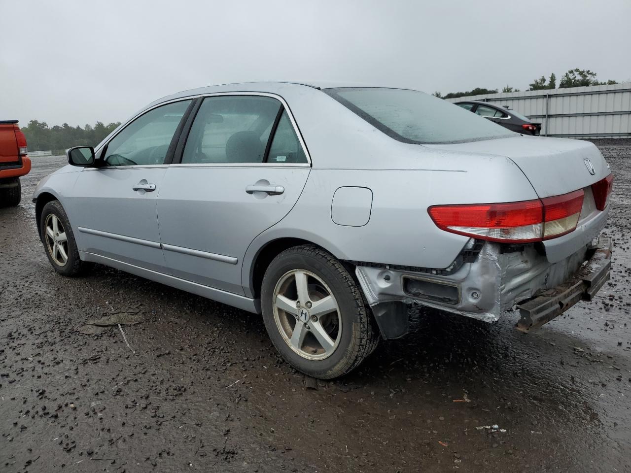 2003 Honda Accord - Image 2