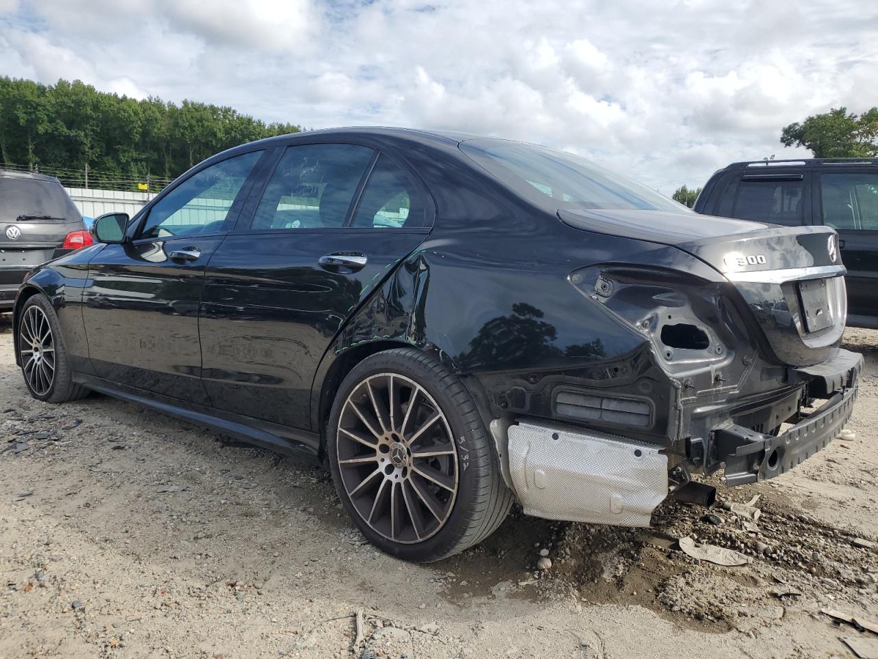 55SWF8EB5KU299716 2019 MERCEDES-BENZ C CLASS - Image 2