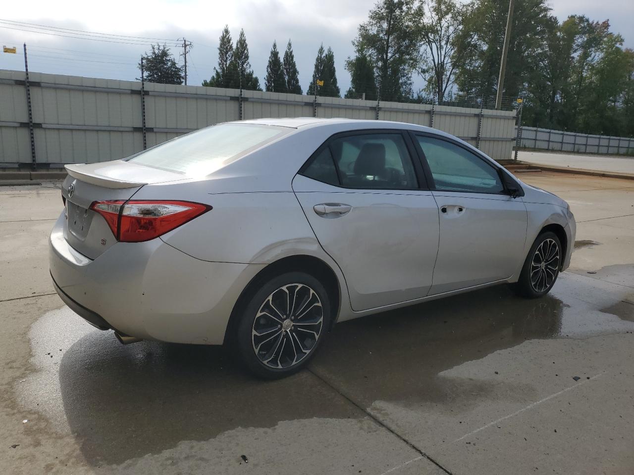 2016 Toyota Corolla - Image 3