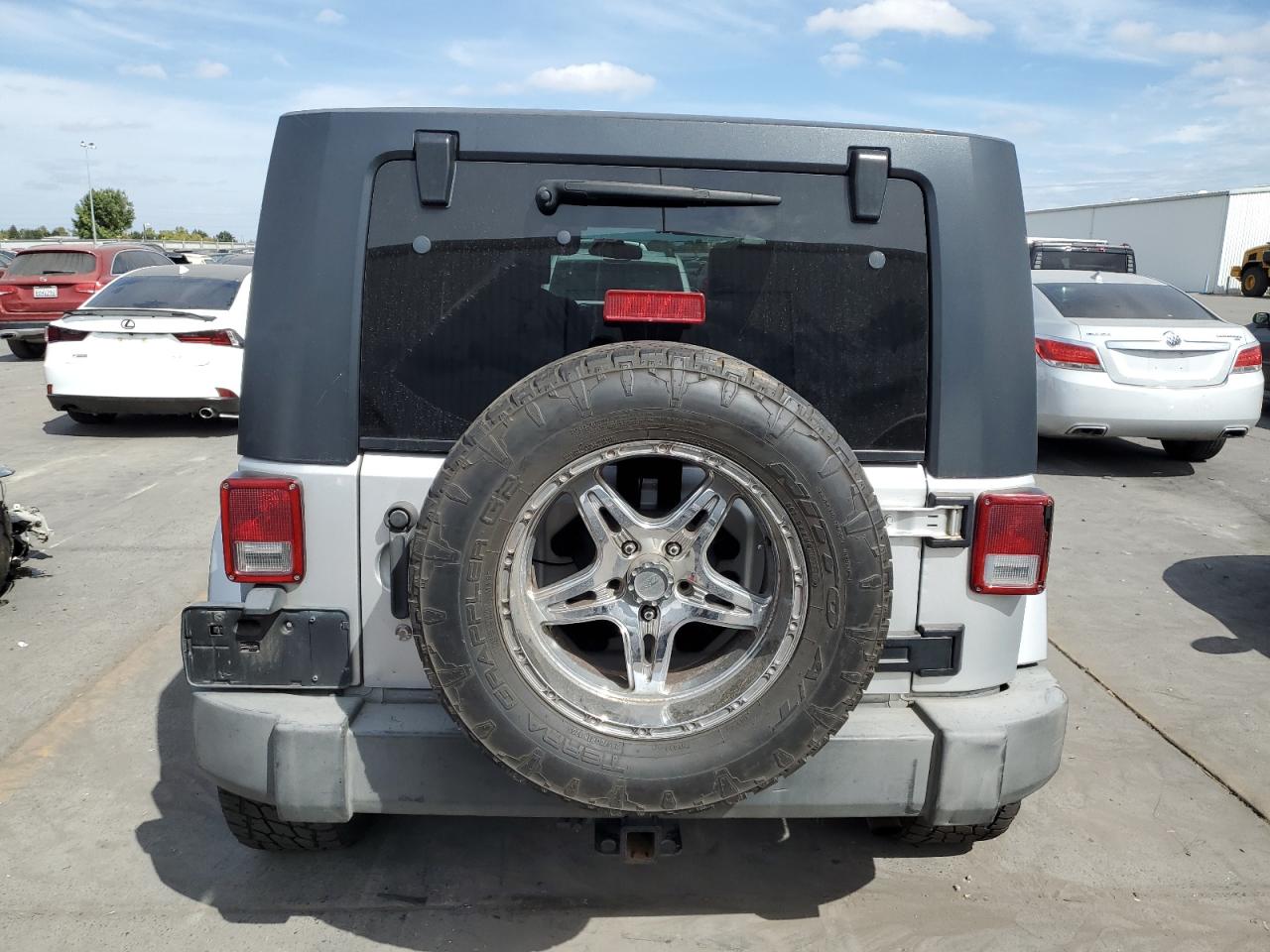 2007 Jeep Wrangler Sahara VIN: 1J4GA591X7L218258 Lot: 71477114