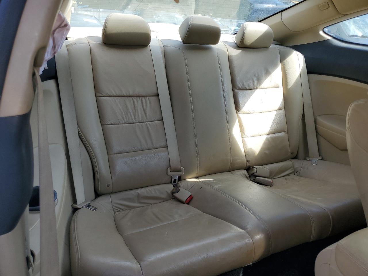 2012 Honda Accord - Image 10