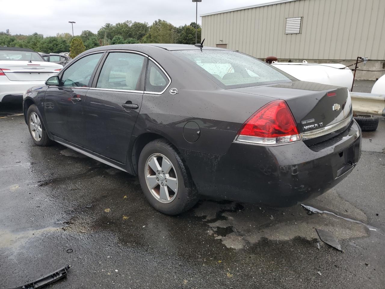 2009 Chevrolet Impala - Image 2