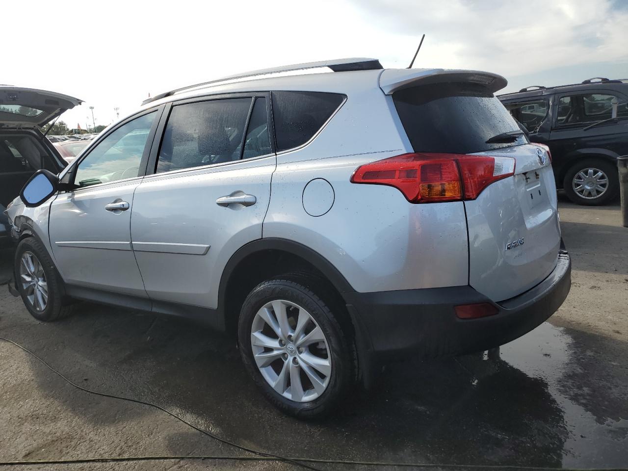 2013 Toyota RAV 4 - Image 2