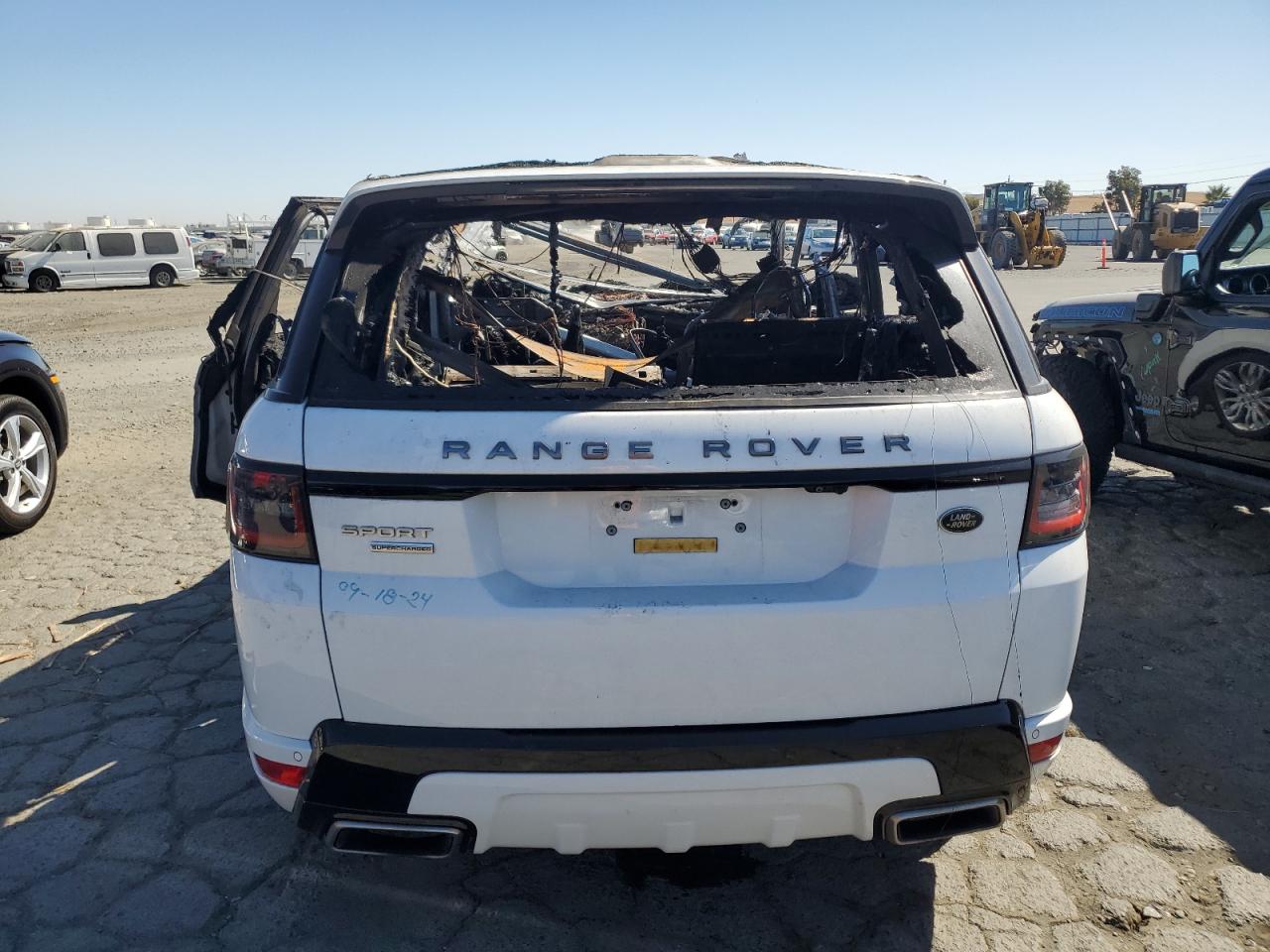 2018 Land Rover Range Rover Sport Supercharged Dynamic VIN: SALWR2RE5JA181725 Lot: 72460854