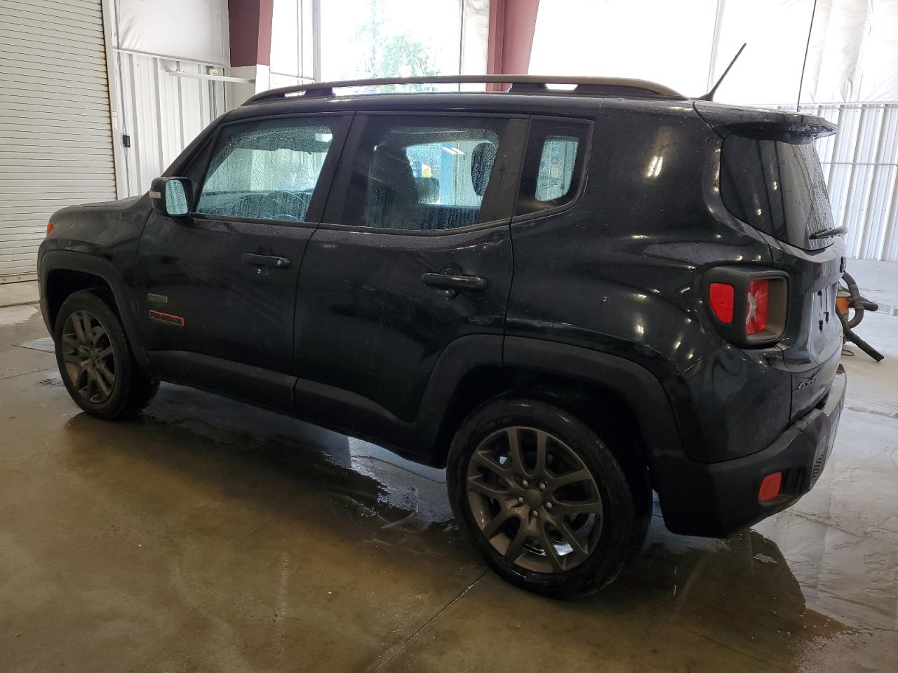 ZACCJBBT0GPD10036 2016 JEEP RENEGADE - Image 2